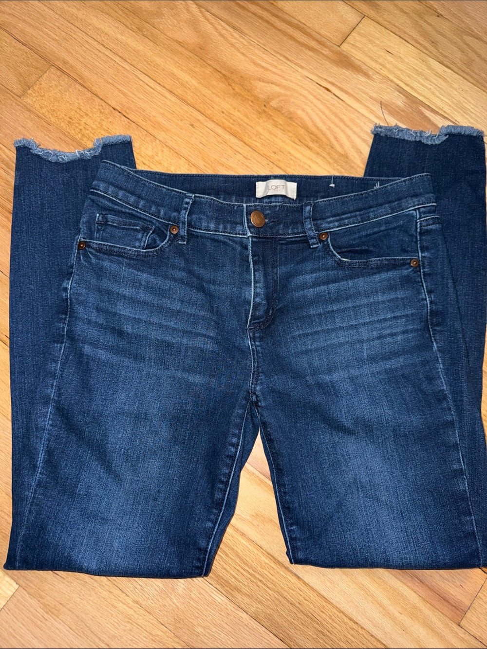 Women’s Loft Size 6 Modern Skinny Jeans Dark Wash